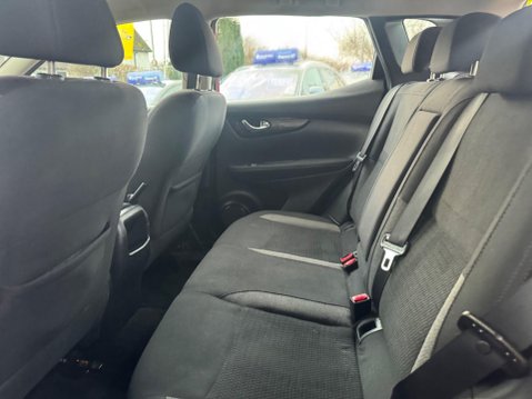 Nissan Qashqai 1.5 dCi Acenta Euro 6 (s/s) 5dr 27