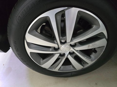 Peugeot Traveller 2.0 BlueHDi Allure Standard MPV MWB Euro 6 (s/s) 5dr (SNav) 56