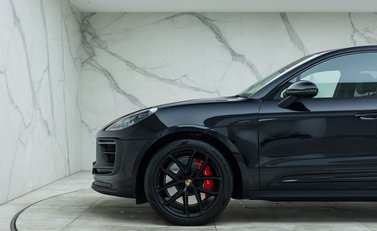 Porsche Macan GTS 37