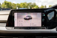 Volkswagen Golf LIFE TSI 28