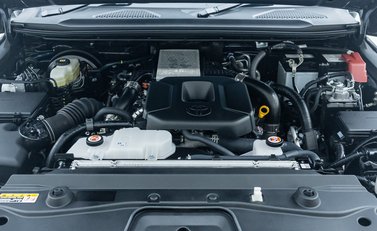 Toyota Land Cruiser Invincible 54