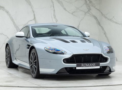 Aston Martin V12 Vantage S 1