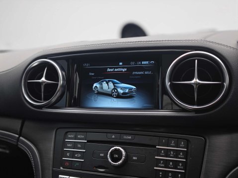 Mercedes-Benz SL Series 3.0 SL 400 AMG Line Auto 2dr 4
