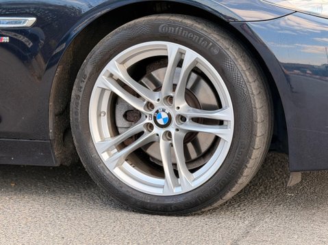 BMW 5 Series 2.0 520d M Sport Touring Auto Euro 6 (s/s) 5dr 34