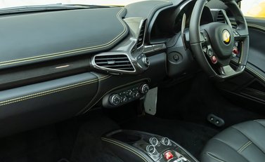 Ferrari 458 Italia 15