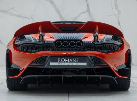 McLaren 765LT Spider 12