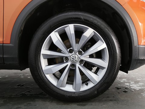Volkswagen T-Roc 1.5 TSI EVO Design DSG Euro 6 (s/s) 5dr 26