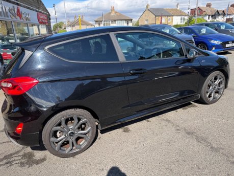 Ford Fiesta ST-LINE 20