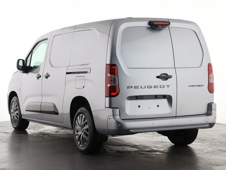 Peugeot Partner XL 1.5 BlueHDi 100 Professional Plus Van 10