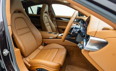 Porsche Panamera 4S E-Hybrid 11