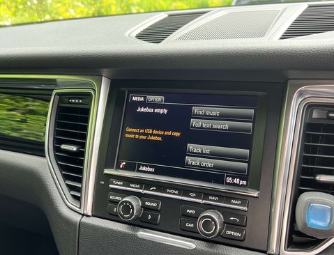 Porsche Macan 3.0 Macan S Semi-Auto 4WD 5dr 20