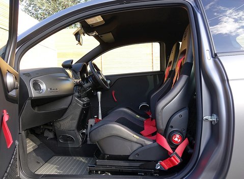 Abarth 695 Biposto 13