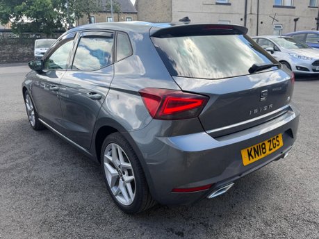 SEAT Ibiza TSI FR 6