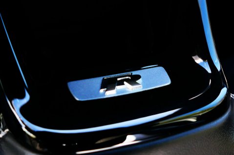 Volkswagen Golf 2.0 Golf R TSi 4Motion Semi-Auto 4WD 5dr 30