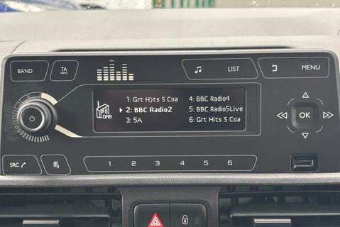 Vauxhall Combo L1H1 2300 100 ps Dynamic Panel Van - No VAT 20