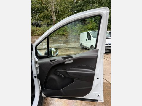 Ford Transit Courier 1.0 EcoBoost Leader Panel Van 4dr Petrol Manual L1 Euro 6 (s/s) (100 ps) 36