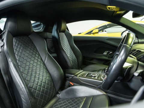Audi R8 5.2 FSI V10 Coupe 2dr Petrol S Tronic quattro Euro 6 (s/s) (540 ps) 56