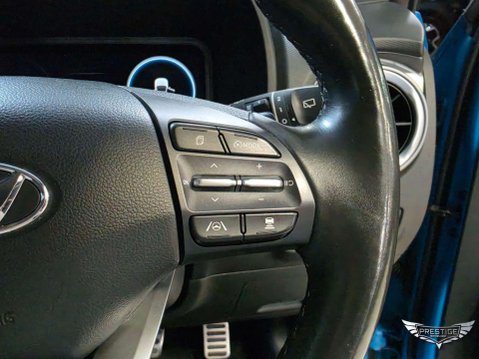 Hyundai KONA 64kWh Premium Auto 5dr (10.5kW Charger) 62