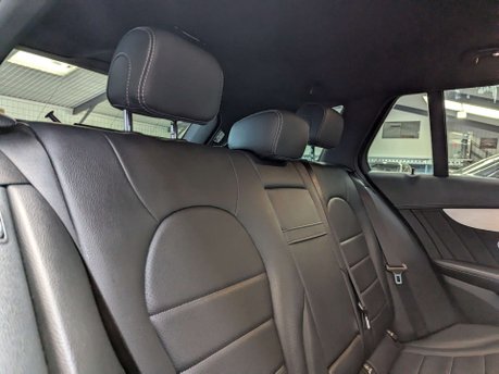 Mercedes-Benz C Class 2.1 C250 AMG Line Bluetec Auto 5dr 62