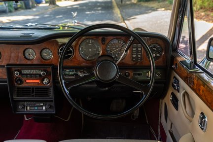Rolls-Royce Silver Shadow II 16