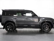 Land Rover Defender 2.0 P400e 15.4kWh X-Dynamic HSE SUV 5dr Petrol Plug-in Hybrid Auto 4WD Euro 37