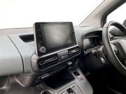 Citroen Berlingo 50kWh Flair XTR M MPV 5dr Electric Auto (7.4kW Charger) (136 ps) Air Con - 16