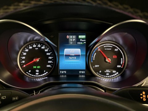 Mercedes-Benz Eqv EQV 300e 90kWh Sport Auto 5dr 15