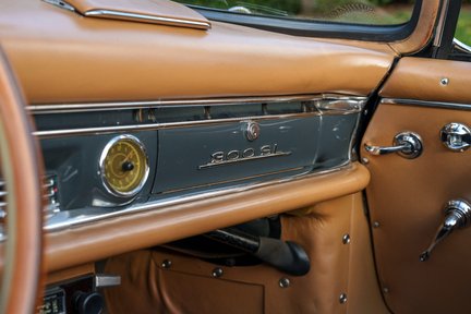 Mercedes-Benz SL 300SL Roadster 19