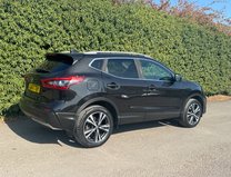 Nissan Qashqai 1.5 dCi N-Connecta SUV 5dr Diesel Manual Euro 6 (s/s) (110 ps) 4