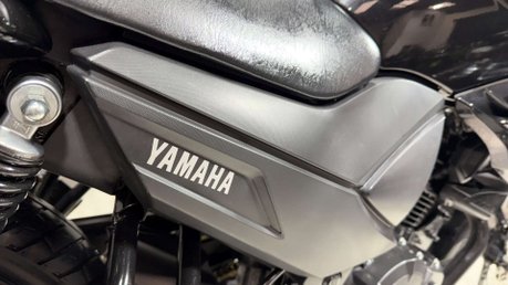 Yamaha YS125 2018 68 PLATE LONG MOT SERVICED ONLY 8K IDEAL LEARNER BIKE 125CC 12