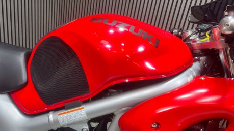 Suzuki SV650 2001 RUNNING PROJECT BIKE SPARES OR REPAIR 650CC A2 15