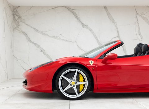 Ferrari 458 Spider 27