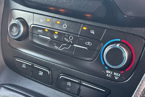 Ford Transit Connect 200 L1 Trend 100 ps Panel Van - Air Con 17