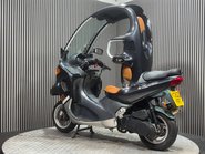 BMW C1 2002 ONLY 8K 1 OWNER GREAT LOOKING SCOOTER 125CC WITH A ROOF!! 6
