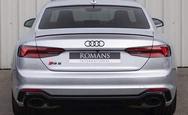 Audi RS5 Coupé Sport Edition 5