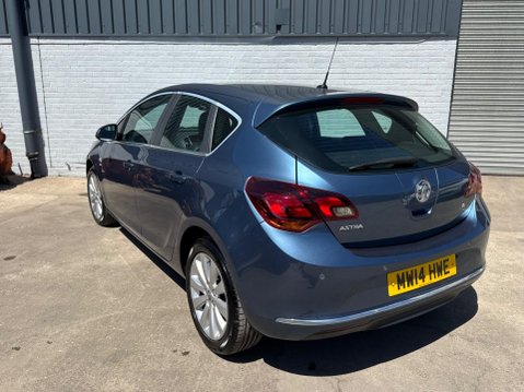 Vauxhall Astra 1.6 16v Elite Euro 5 5dr 4
