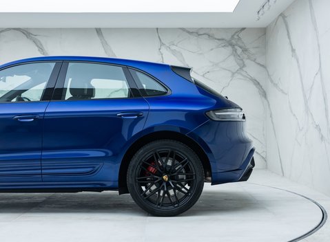 Porsche Macan GTS 33