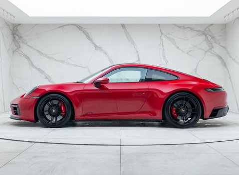 Porsche 911 Carrera 4 GTS (992) 5