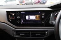 Volkswagen Polo SE TSI DSG 28