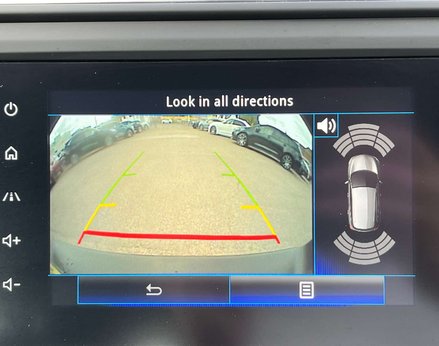 Renault Kadjar 1.5 Kadjar Iconic Blue dCi Auto 5dr 29