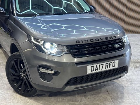 Land Rover Discovery Sport 2.0 Discovery Sport Black HSE TD4 Auto 4WD 5dr 10
