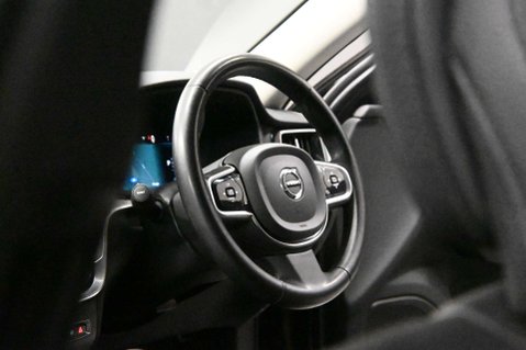 Volvo V60 2.0 V60 + B4 MHEV Auto 5dr 4