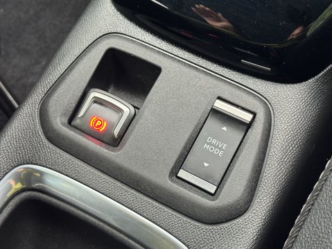 Vauxhall Corsa 50kWh Ultimate Hatchback 5dr Electric Auto (136 ps) 31