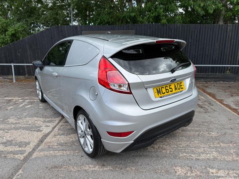 Ford Fiesta SPORT TDCI 6
