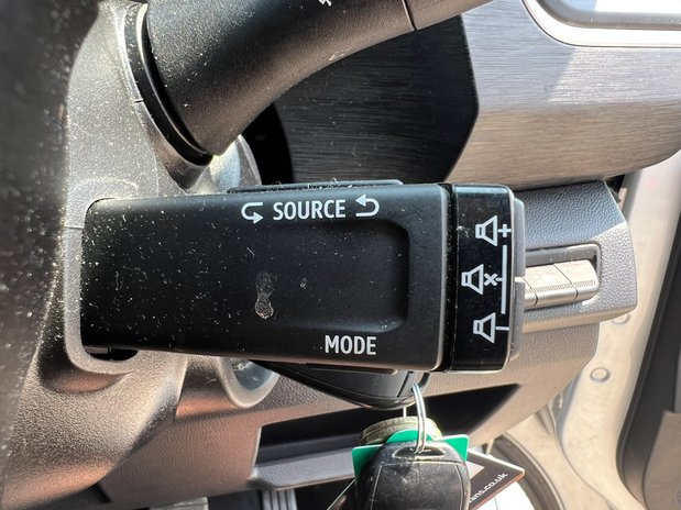 Renault Trafic Crew Cab (SOLD) SWB L1H1 Sport SL28 Air Con Alloys Sensors Tow Bar EURO 6 N 43