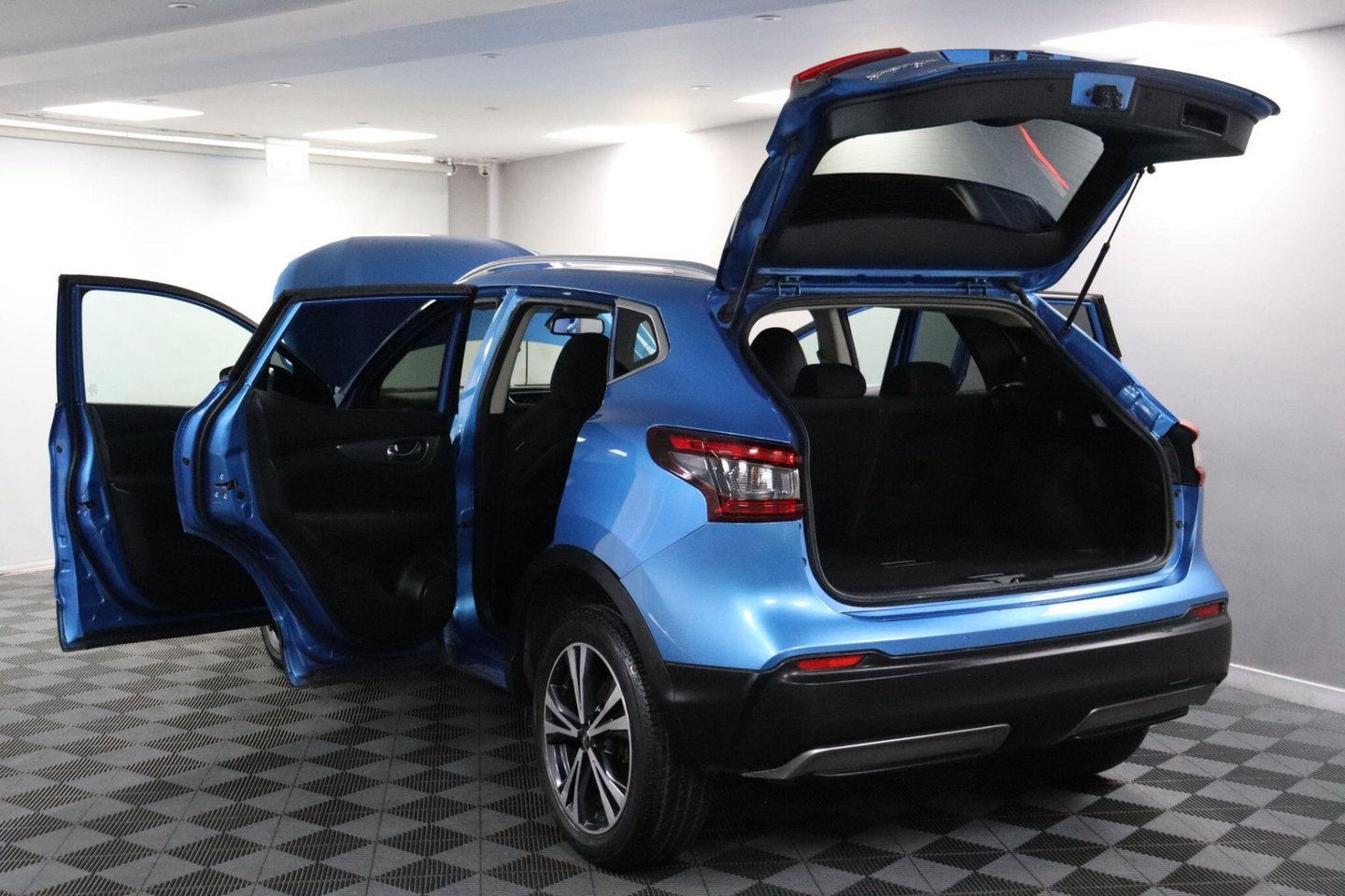 2017 Nissan Qashqai — image 15