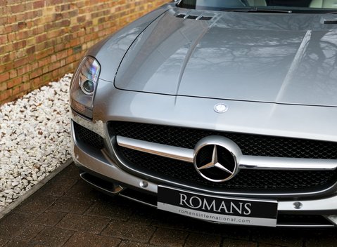 Mercedes-Benz SLS AMG 21