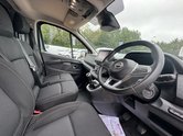 Nissan Primastar LWB L2H1 [SOLD MT] Low Roof Tekna Air Con Alloys Cam Nav Sensors EURO 6 15