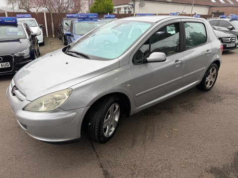 Peugeot 307 1.6 16v SE 5dr (a/c) 4