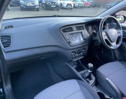 Hyundai i20 1.2 i20 SE MPI 5dr 31